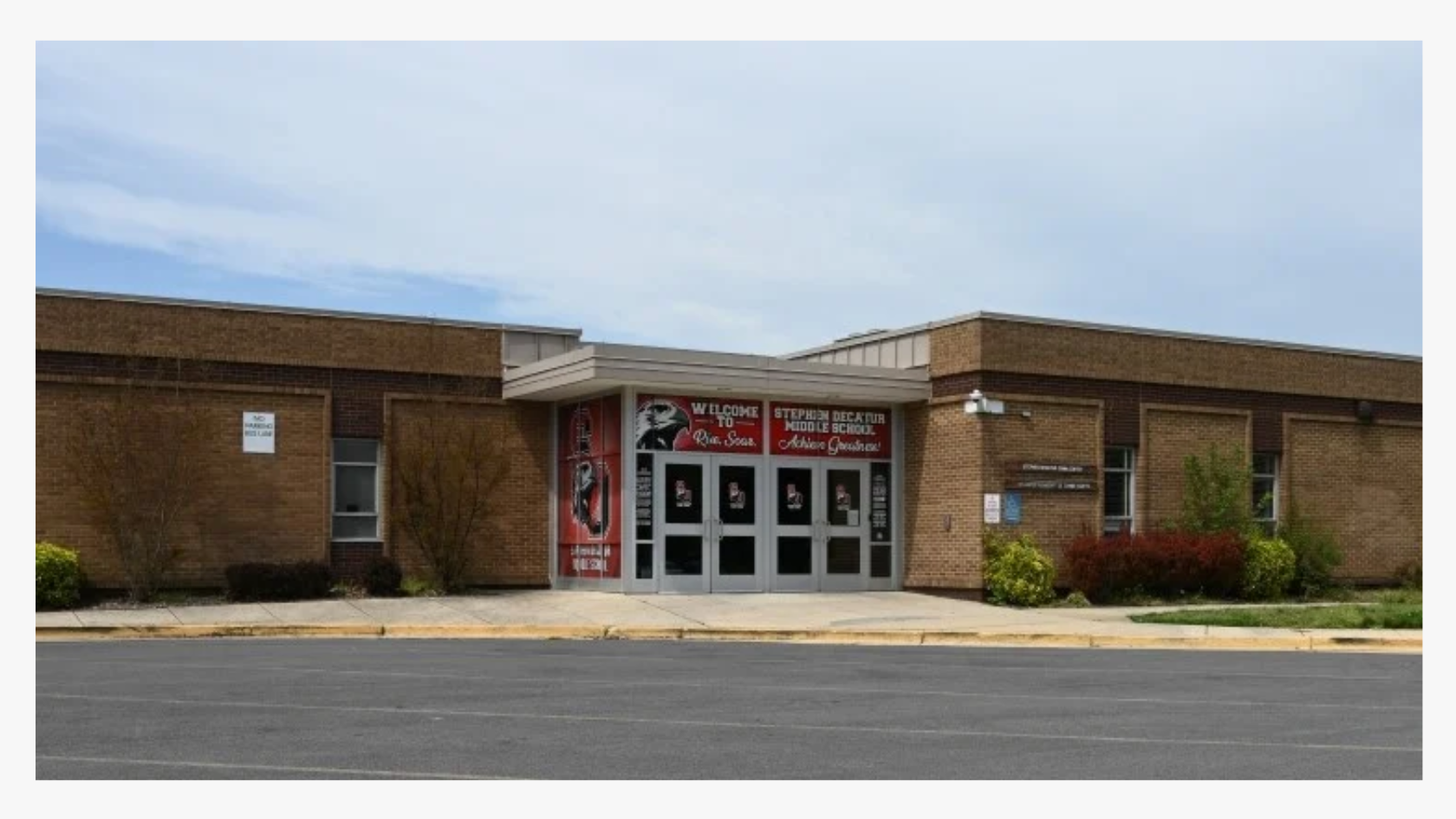 Front exterior image of Stephen Decatur Middle School
