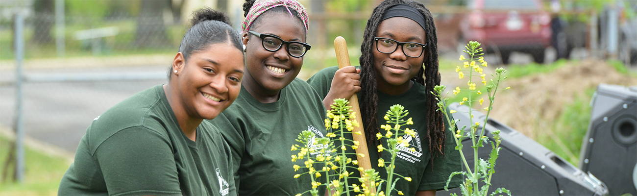 H-high-school-students-gardening.jpg