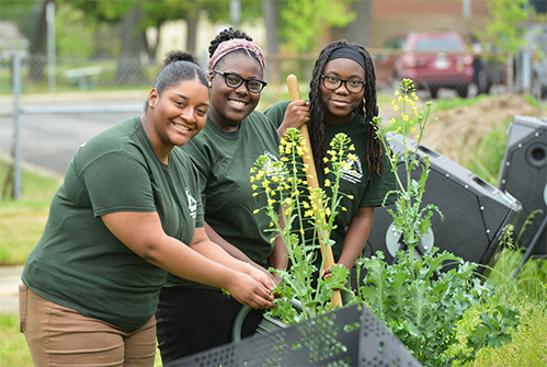 M-high-school-students-gardening.jpg