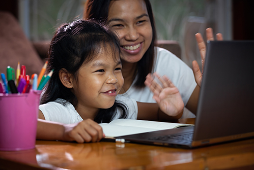 M-parent-with-child-at-computer.jpg