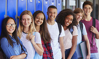 T-high-school-students-in-hallway.jpg
